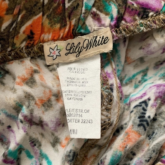 Lily White Multicolour Shorts - Picture 3 of 3